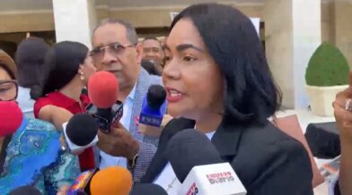 Diputada Leyvi Bautista y vira dar detalles sobre proceso judicial contra Santiago Matías