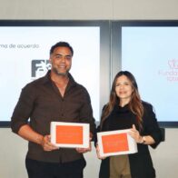 La Fundación iQtek y Boomstick23 Foundation formalizaron un acuerdo de colaboración con el objetivo de promover el desarrollo integral de jóvenes en comunidades vulnerables, a través de la educación tecnológica y el fortalecimiento