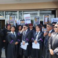 Jueces y servidores judiciales protestan en Fiscalía de SDO y advierten más paros