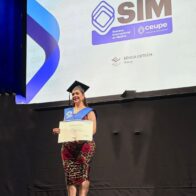 Claribel Adamez “LA LOBA” celebra en Madrid su graduación de maestría en comunicación política