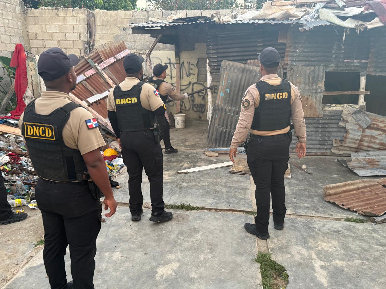 Operativos en SPM dejan varios detenidos y ocupación de drogas