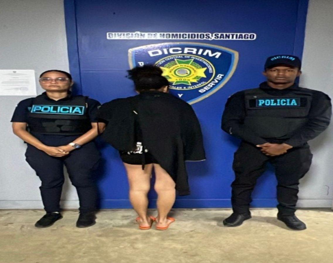 Policía encuentra a joven y adolescente desaparecidas en Santiago