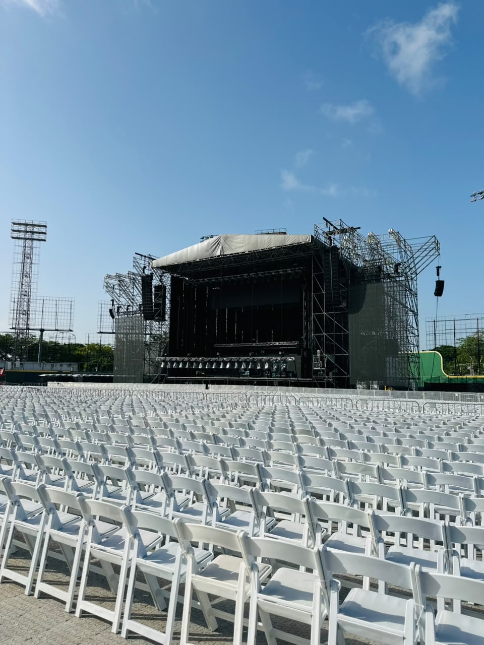 Llegó el gran día: Kany García conquistará su primer estadio en RD