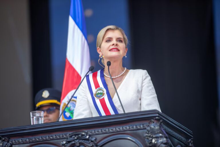 Panamá abre la puerta al diálogo con Costa Rica, pero exige “las mismas reglas”