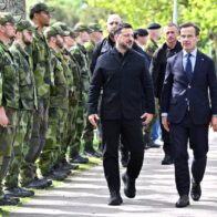Ucrania comprará 20 aviones Gripen y Suecia le donará otros 16 cazas