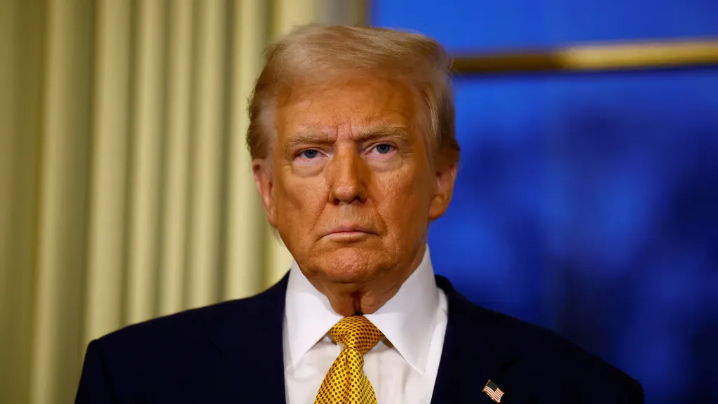 Trump cree que el Tribunal Supremo de EEUU resolverá mantener la ciudadanía por nacimiento