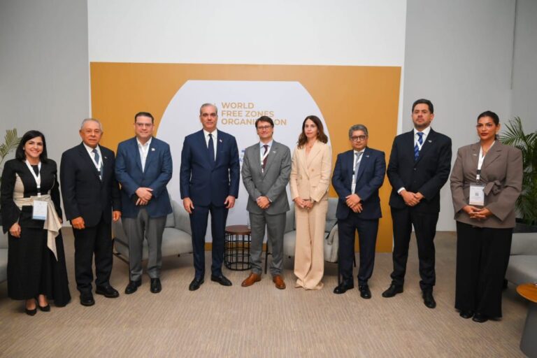 Gobierno y DP World anuncian inversión de US$100 millones para fortalecer ecosistema logístico en RD