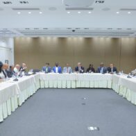 Diputados y partidos políticos analizan proyecto de voto electrónico junto a la JCE