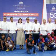 Raquel Peña y Kelvin Cruz entregan moderno multiuso del Club Manganagua en el Distrito Nacional