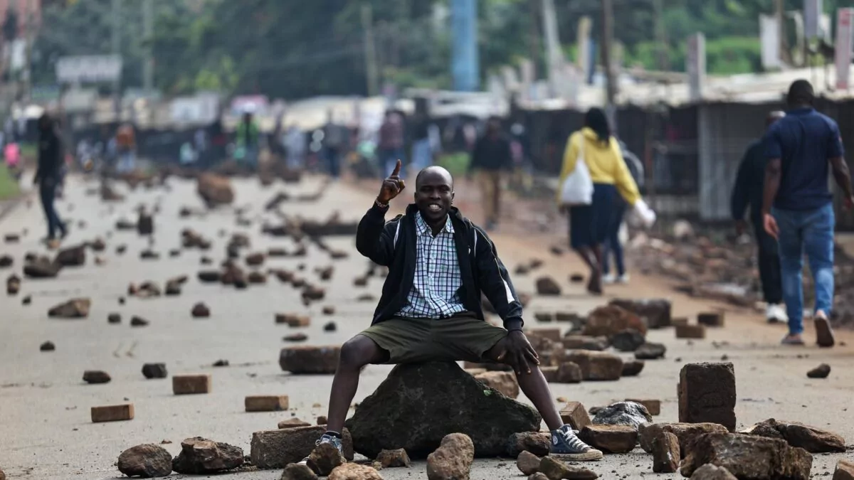 Al menos 225 detenidos en Kenia en protestas contra la subida del precio de combustible
