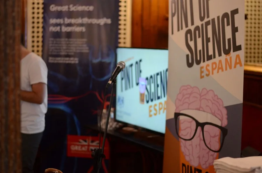 La ciencia vuelve a colarse en los bares, empieza la undécima edición de "Pint of Science"