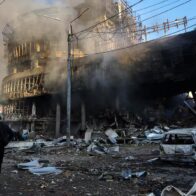 Cuatro muertos y casi cien heridos en un bombardeo ruso a Ucrania con hipersónico Oréshnik