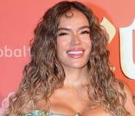 Karol G publica mensaje dirigido al presidente electo de Colombia