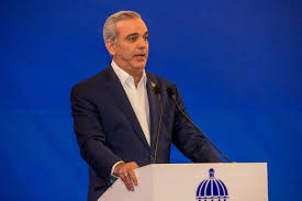 Gobierno abre diálogo con gremios de enfermería y busca evitar paro nacional