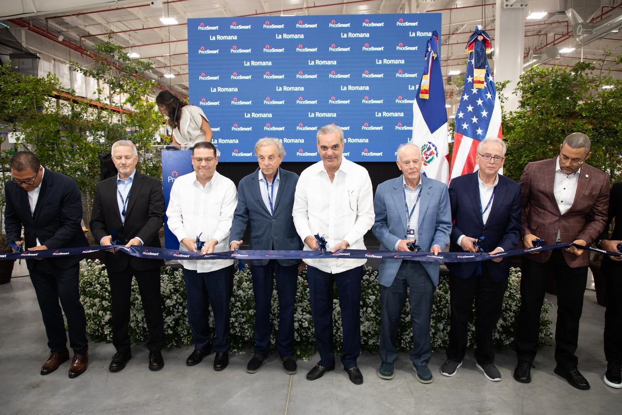Abinader inaugura nueva sucursal de PriceSmart en La Romana; inversión supera los US$21 millones