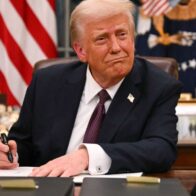 Un juez prohíbe a Trump rebautizar con su nombre el Centro Kennedy de Washington