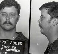 La historia del asesino serial Ed Kemper y su inesperado trabajo narrando audiolibros desde prisión