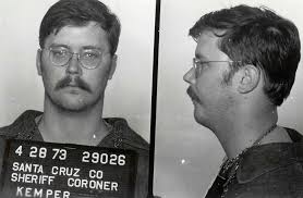 La historia del asesino serial Ed Kemper y su inesperado trabajo narrando audiolibros desde prisión