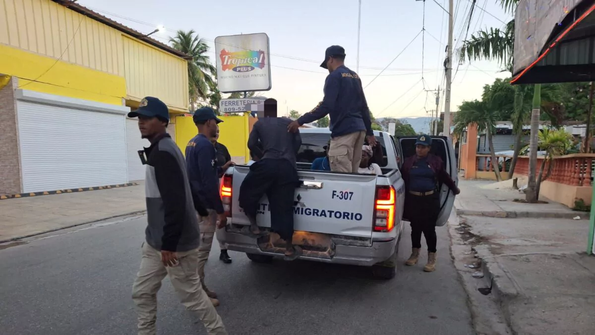 DGM detiene a 1,133 personas en situación migratoria irregular durante operativos en el país