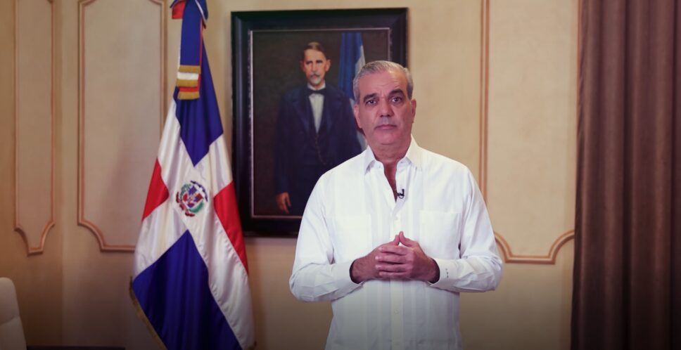 Abinader ordena detener proyecto minero Romero tras rechazo ciudadano en San Juan