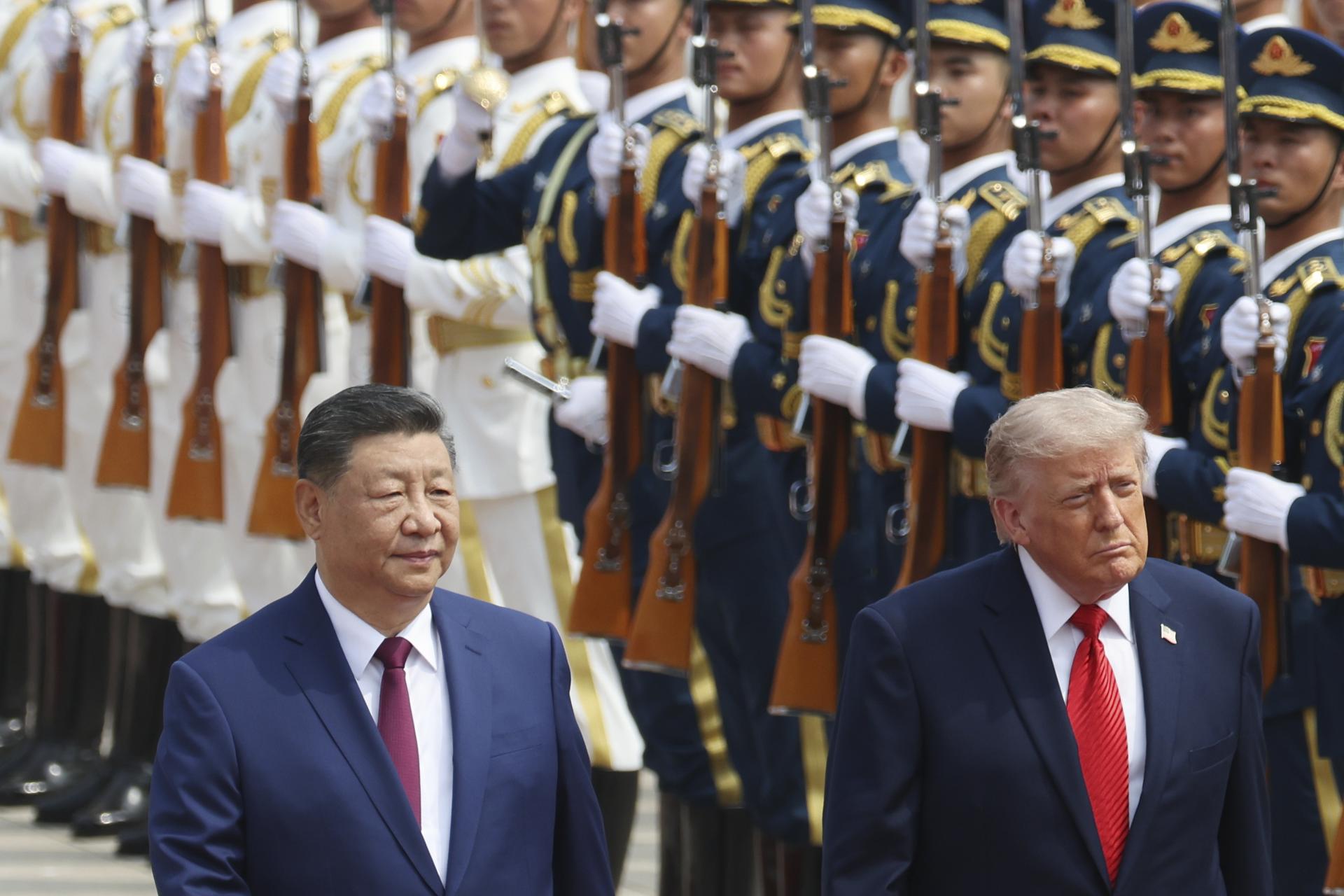 Xi y Trump exhiben sintonía en Pekín, pero Taiwán se mantiene como la gran línea roja