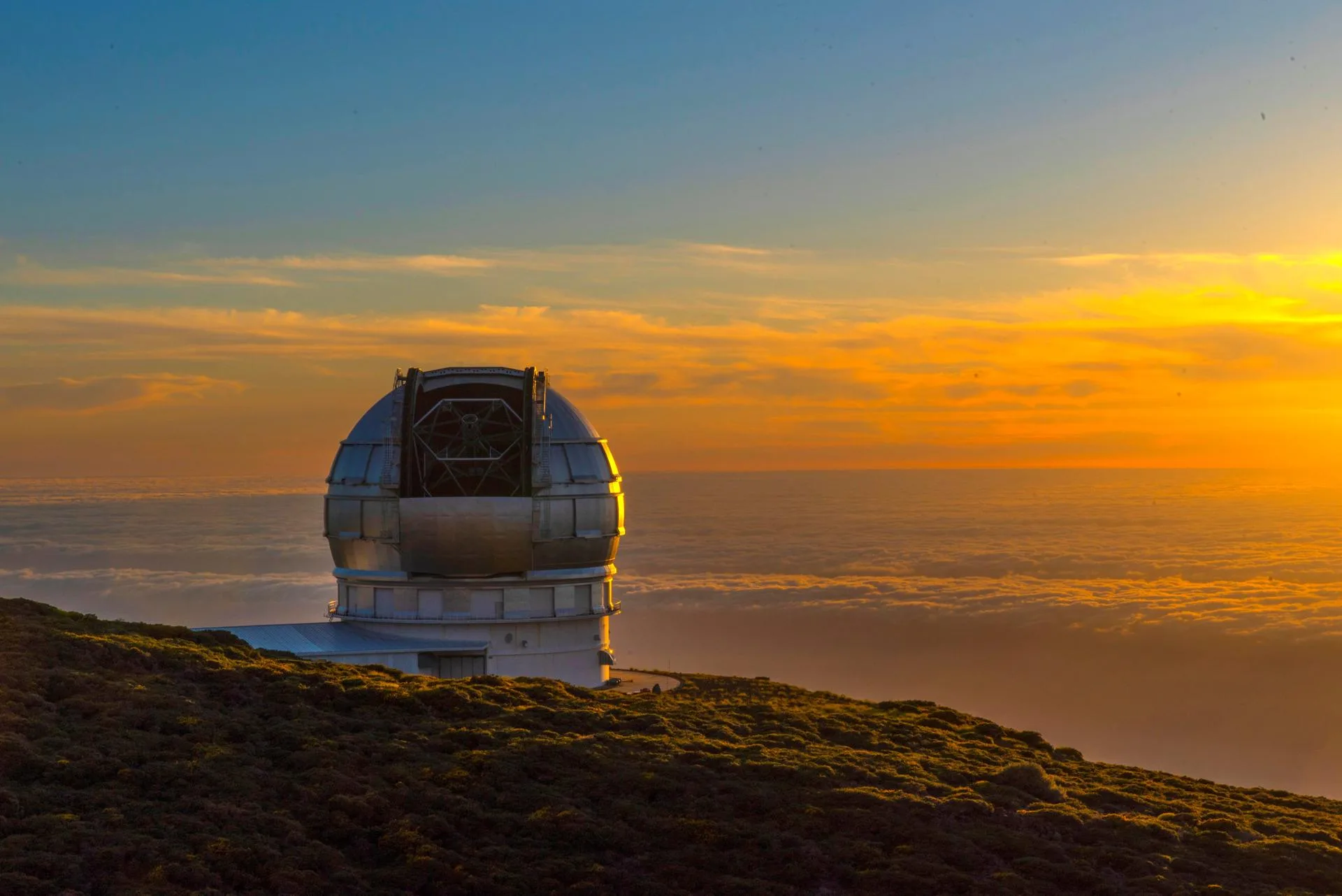 China busca su entrada como socio del Gran Telescopio de Canarias aportando un instrumento óptico