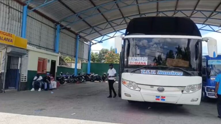 Aumento del pasaje entre Higüey y Santo Domingo genera quejas de usuarios