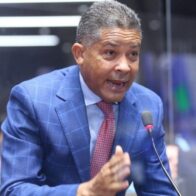 Eugenio Cedeño llama a Abinader a “poner orden en la casa” y alerta: “Hay gente a la que no le importa que el PRM desaparezca”