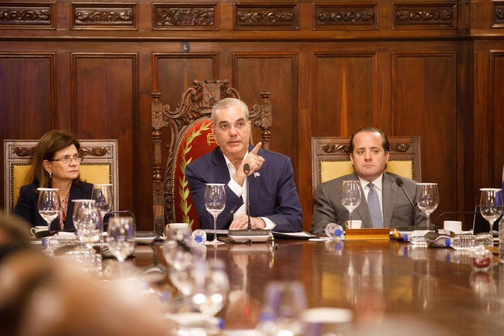 Plan de ajuste del Gobierno golpea financiamiento de partidos con recorte del 50%