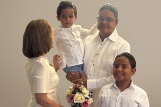 Juan Manuel Méndez anuncia su matrimonio tras años de relación con su compañera de vida