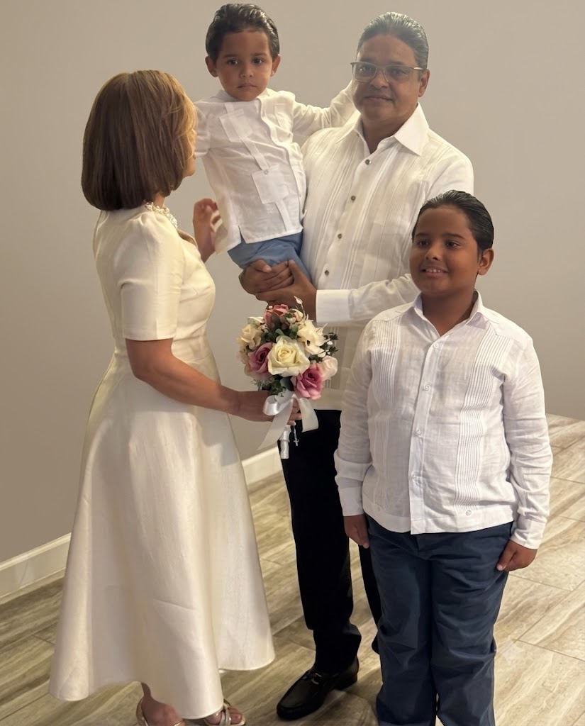 Juan Manuel Méndez anuncia su matrimonio tras años de relación con su compañera de vida