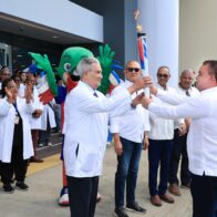 SNS recibe antorcha de Juegos Centroamericanos y del Caribe Santo Domingo 2026