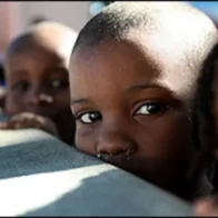 Autoridades chilenas localizan a 64 menores haitianos reportados como inubicables