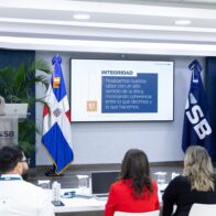 Escuela SB ha capacitado a 10,000 personas en dos años