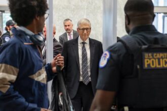 Bill Gates afirma que Epstein intentó chantajearlo con sus infidelidades