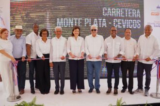 Raquel Peña inaugura carreteras que conectan Monte Plata con Cevicos y Sabana Grande de Boyá