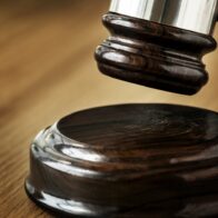 Tres meses de prisión para acusado de golpear y amenazar de muerte a su expareja en La Altagracia