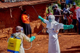 Brote de ébola: Estados Unidos enviará tratamientos experimentales al Congo y a Uganda
