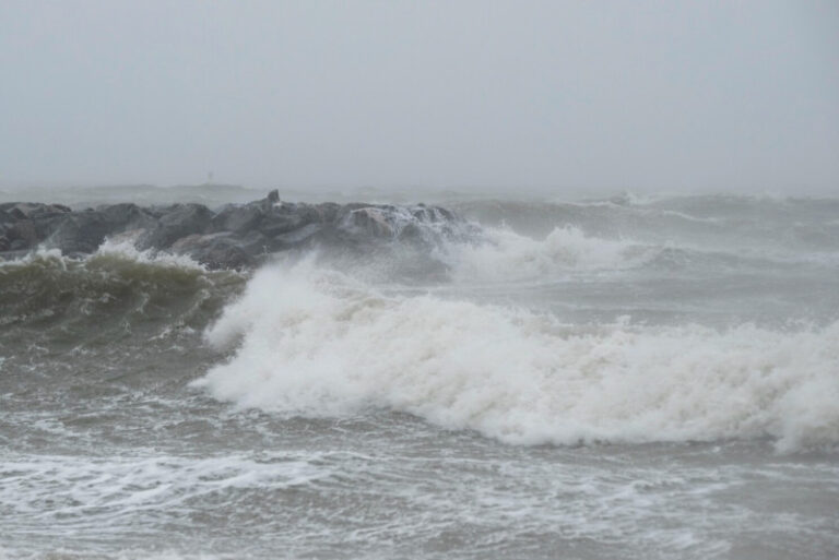 COE descontinúa alerta por tsunami para toda la costa sur de RD