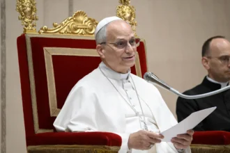 El Vaticano actualiza sus estatutos contra abusos y refuerza el control de las diócesis