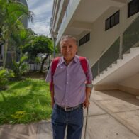 Padre de 62 años desafía la discapacidad y estudia Derecho en Perú