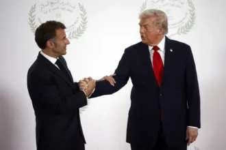 Macon y Trump cenarán en Versalles el miércoles tras la cumbre del G7