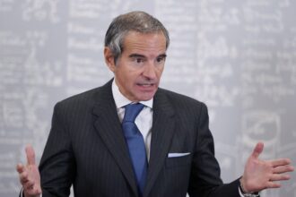 El jefe del OIEA advirtió que retirar las reservas de uranio enriquecido de Irán requerirá una compleja operación técnica