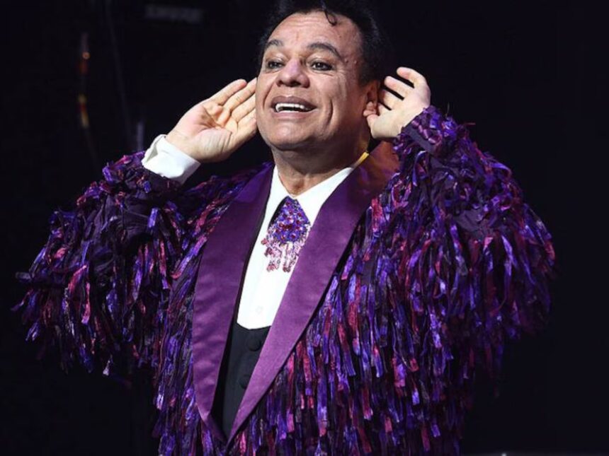 Preparan película de Juan Gabriel, dirigida por el cineasta de “La Oficina”