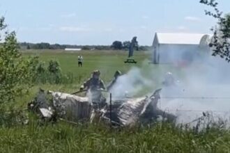 Mueren 12 personas tras estrellarse una aeronave cerca de aeropuerto en Missouri