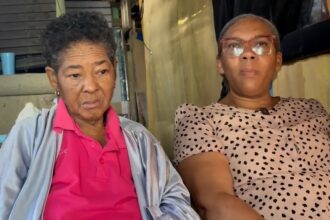 Familiares solicitan ayuda para mujer de escasos recursos en Monte Plata