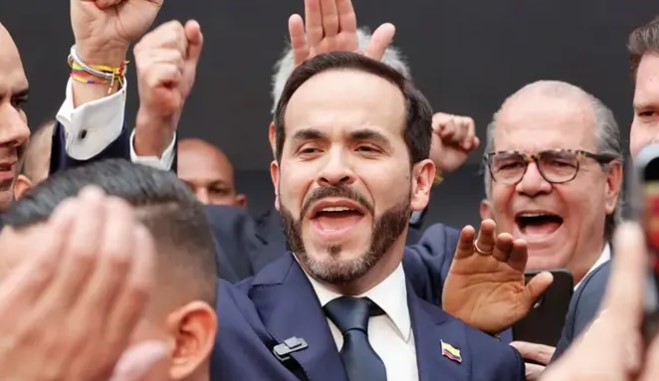 De la Espriella empieza a conformar su gabinete y Petro está listo para la transición