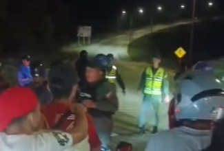 Denuncian presunto bloqueo de ayuda humanitaria para familias afectadas en Ciudad Caribia, Venezuela