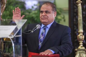 Ministro de Economía de Perú pide cautela al Congreso por mayor gasto fiscal aprobado