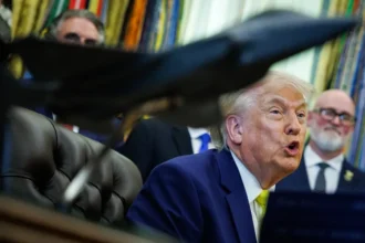 Trump dice estar dispuesto a reunirse con Jameneí si se alcanza un acuerdo con Irán